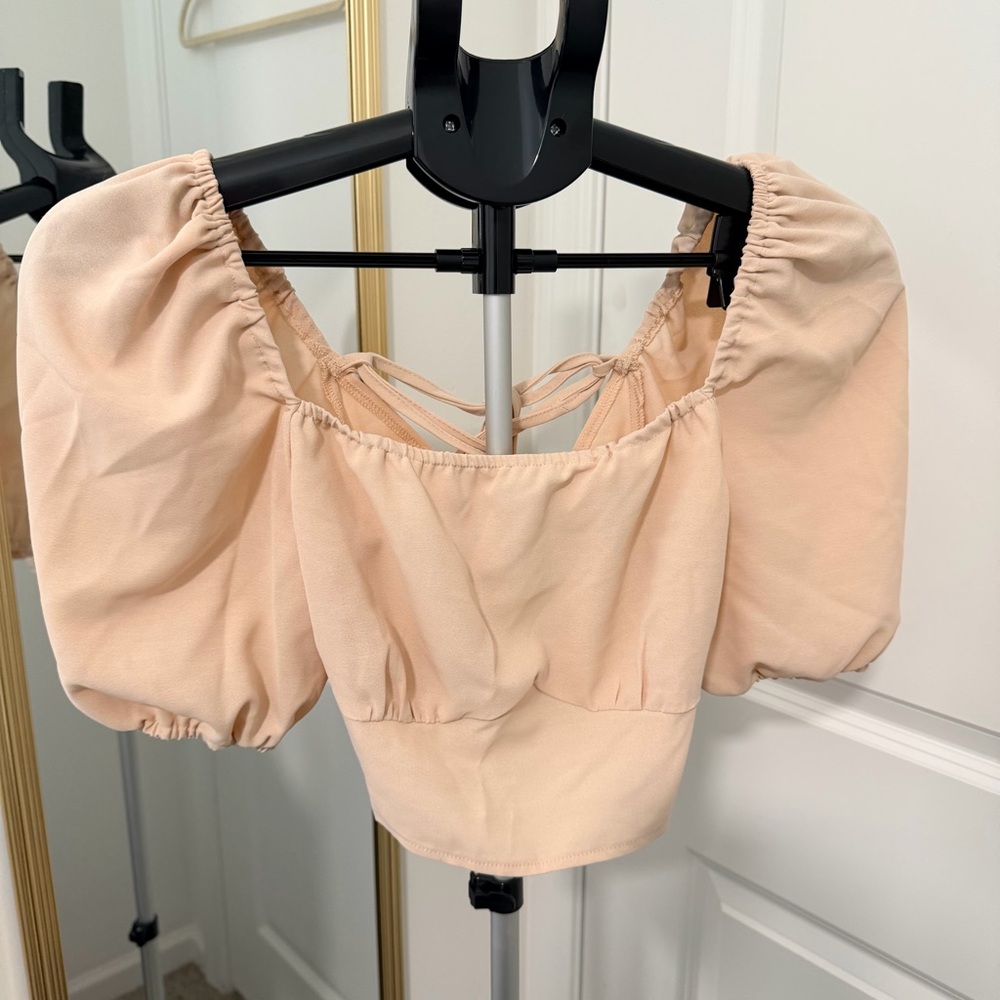 Cream Puff Sleeve Crop Top